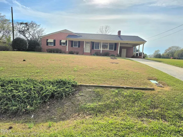 $259,900 | 401 North Lincoln Street, Benson, NC 27504
