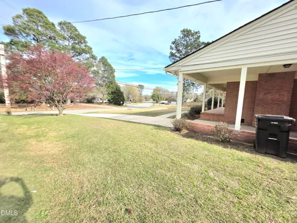 $259,900 | 401 North Lincoln Street, Benson, NC 27504
