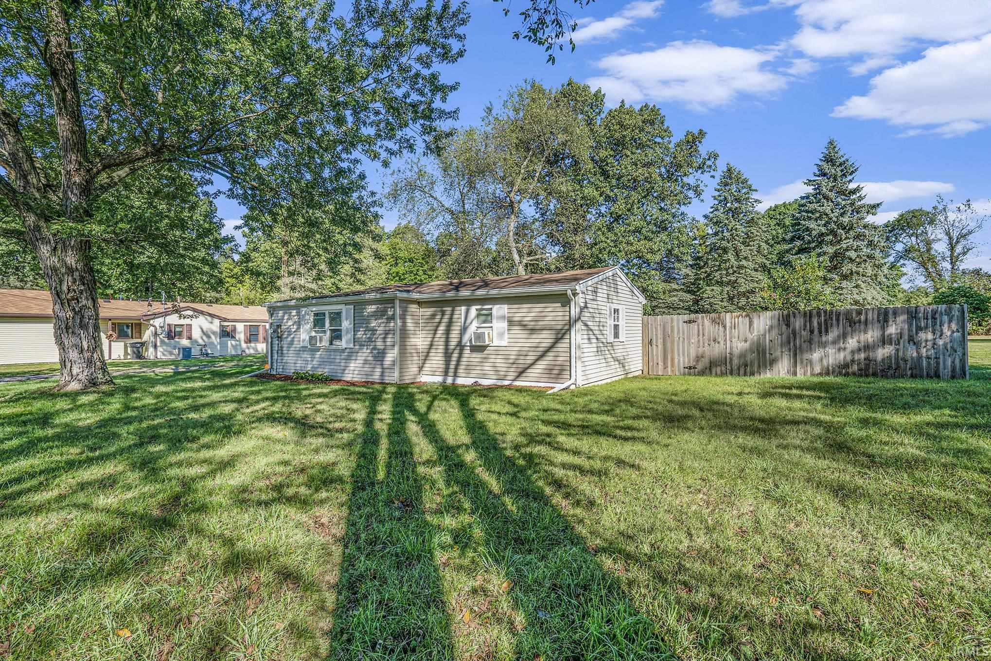 13915 Brick Road Granger, IN 46530 - Photo 3 of 16
