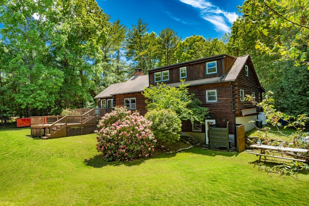 166 Alley Road Rochester, MA 02770 - Photo 29 of 31 a front view of a house with garden