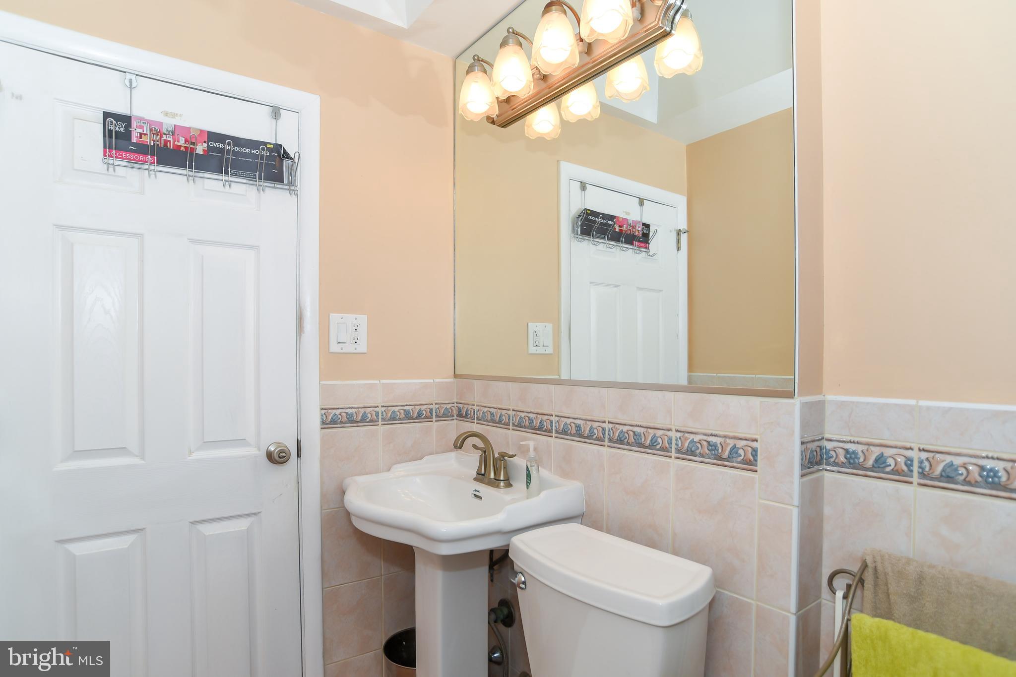 130 Hickory Hill Road Philadelphia, PA 19154 - Photo 19 of 39 Gallery Image 19
