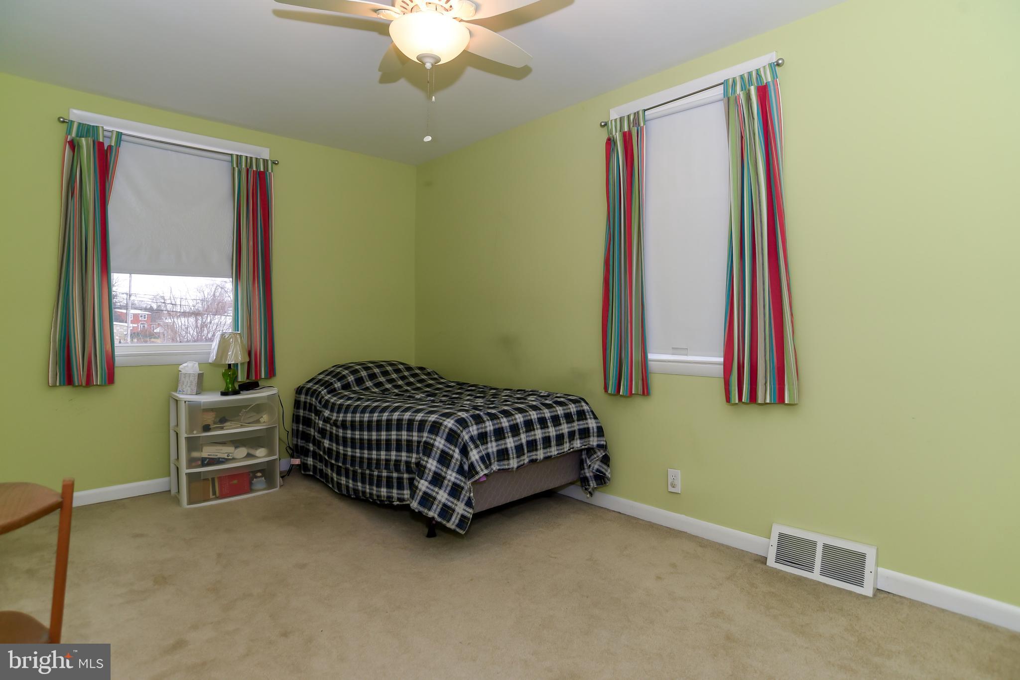 130 Hickory Hill Road Philadelphia, PA 19154 - Photo 24 of 39 Gallery Image 24
