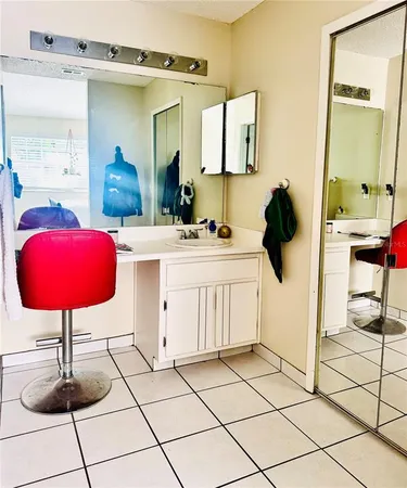 a view of a back yard of the house