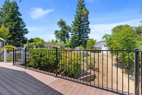 $879,900 | 121 Prospector Court, Folsom, CA 95630