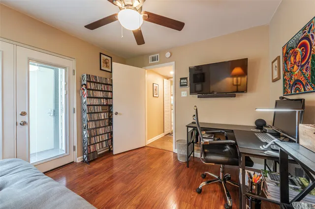 $167,500 | 18800 Egret Bay Boulevard, Unit 1405, Webster, TX 77058