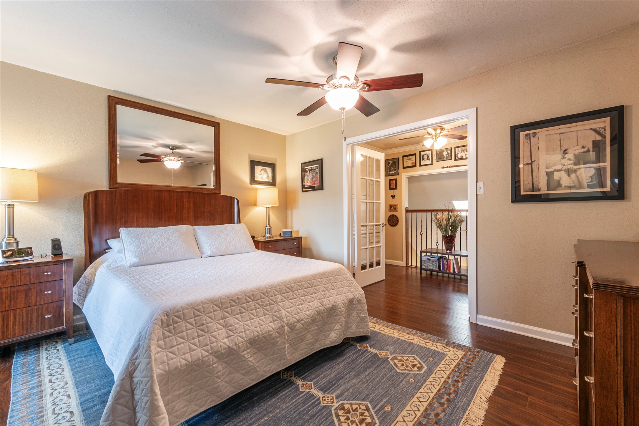 18800 Egret Bay Boulevard, Unit 1405 Webster, TX 77058 - Photo 23 of 40 Upstairs, you'll find the Owner's Rretreat