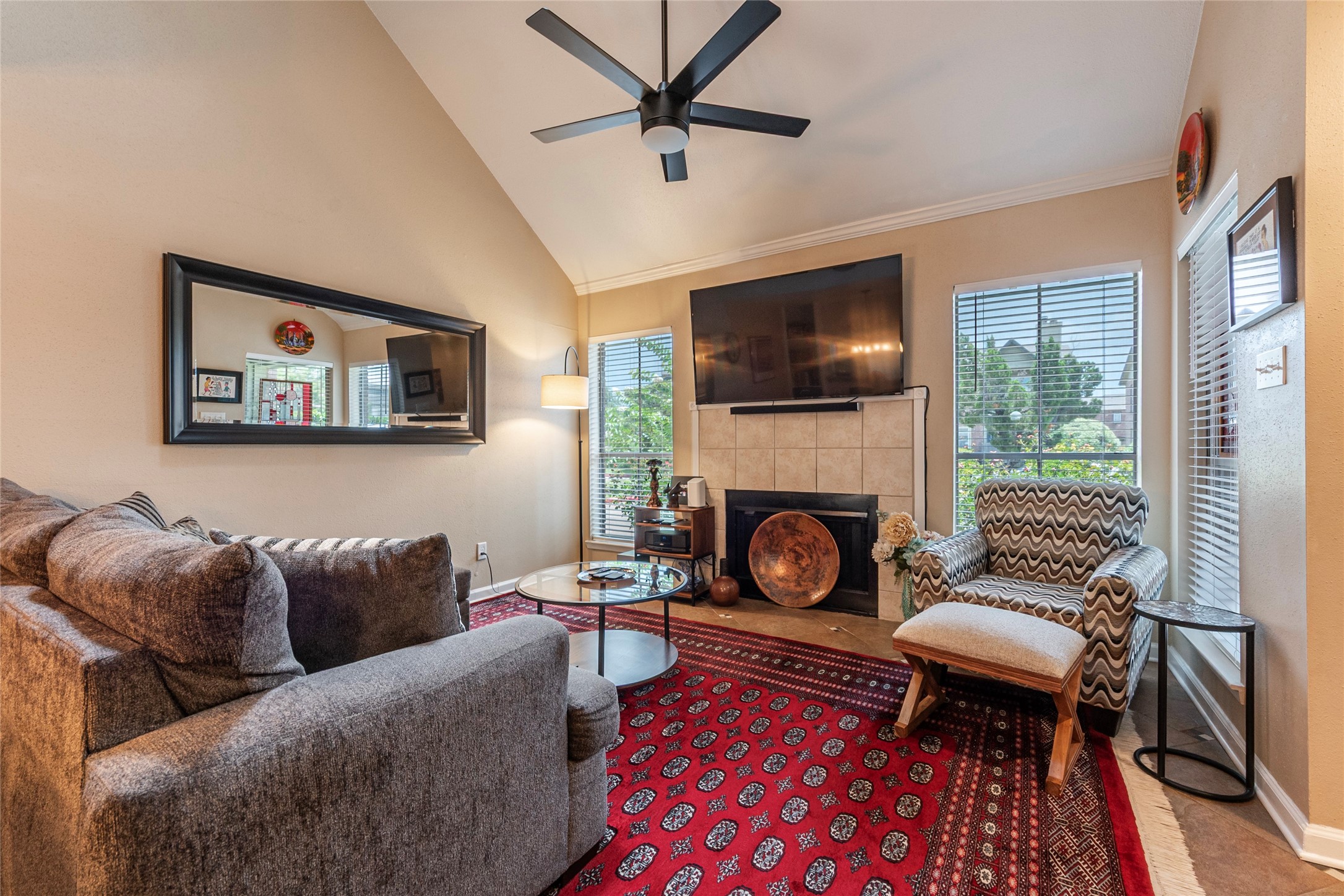 18800 Egret Bay Boulevard, Unit 1405 Webster, TX 77058 - Photo 7 of 40 Plenty of space for your large furniture