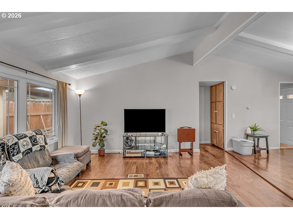 791 Southwest Valley Forge Way, Unit 345 Beaverton, OR 97006 - Photo 12 of 37