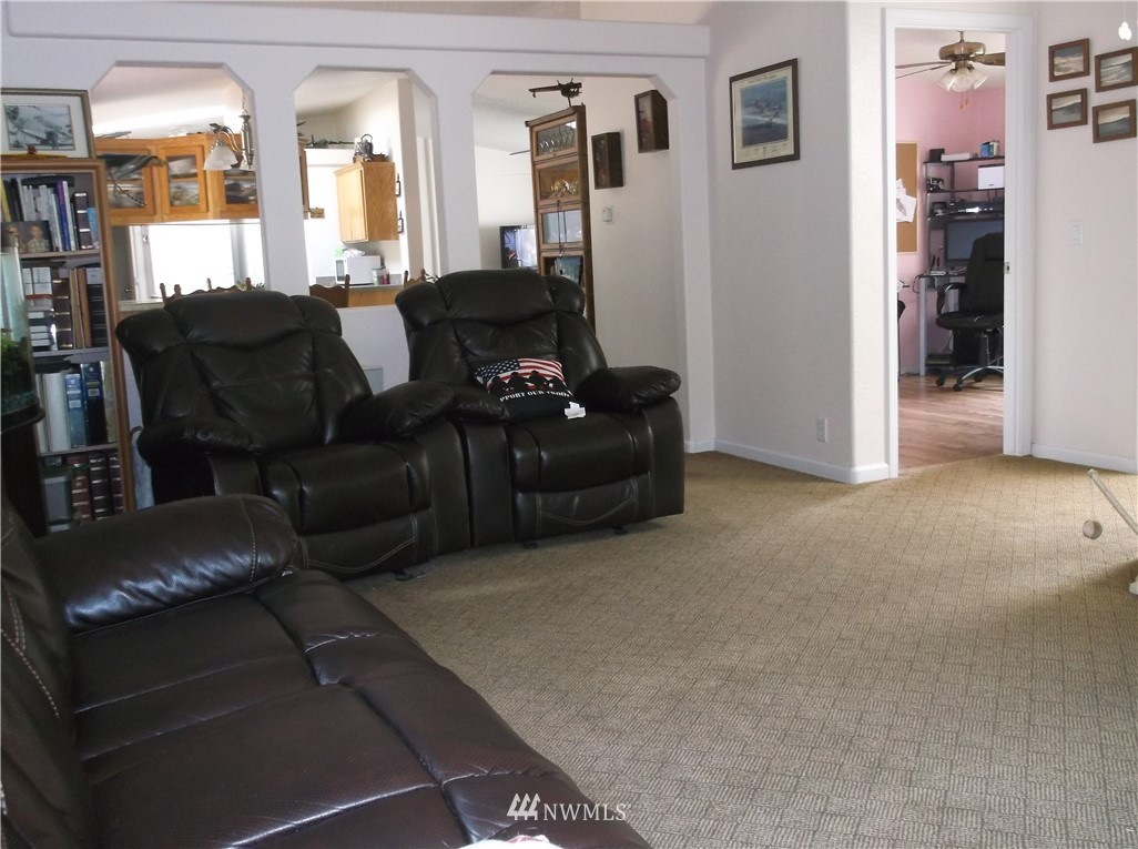 2640 MacKenzie Road Bellingham, WA 98226 - Photo 13 of 18 Gallery Image 13