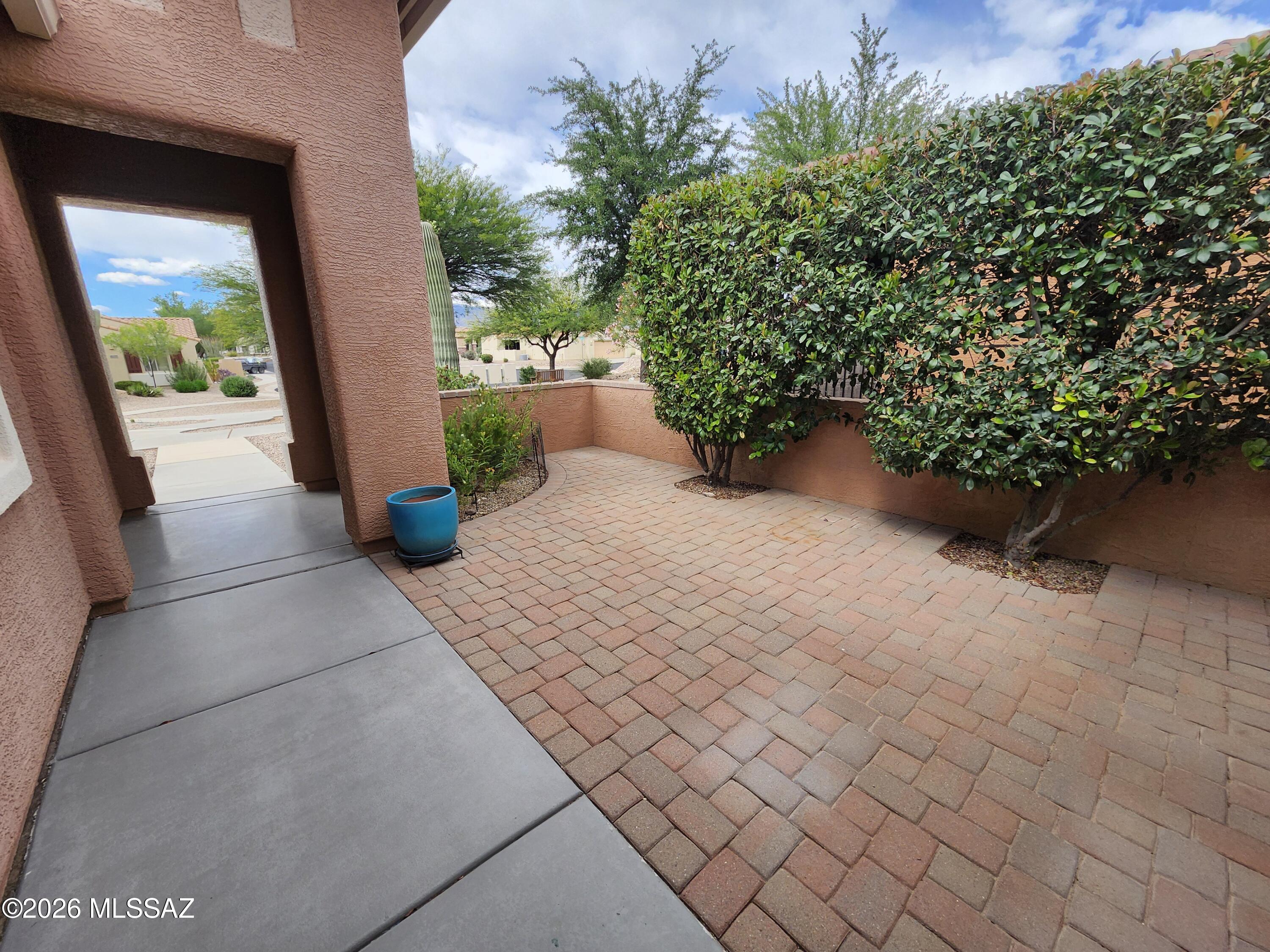 13979 East Cheavront Loop Vail, AZ 85641 - Photo 4 of 39 20260507_145615