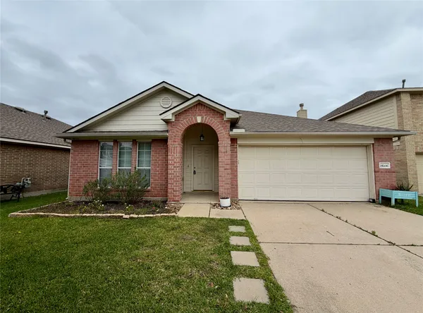 $2,150 | 25206 Barmby Drive, Tomball, TX 77375