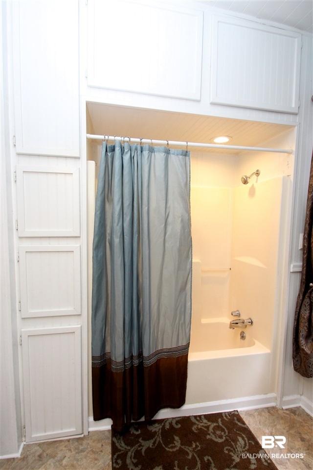 1121 Old Shell Road Mobile, AL 36604 - Photo 20 of 36