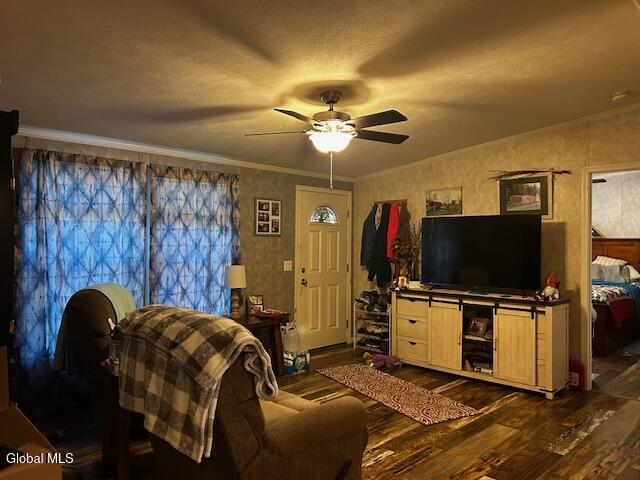 57 Ryan Gross Road Pittstown, NY 12094 - Photo 5 of 20 57 ryan gross living room