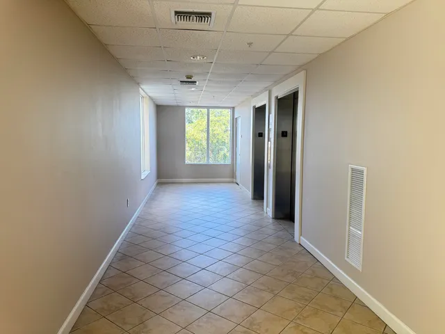 $1,875 | 1203 Town Center Drive, Unit 306, Jupiter, FL 33458