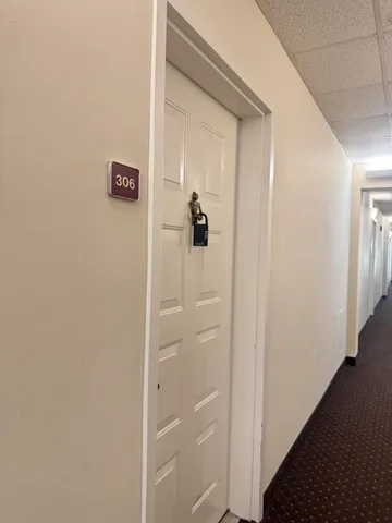 $1,875 | 1203 Town Center Drive, Unit 306, Jupiter, FL 33458