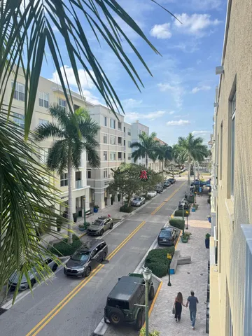 $1,875 | 1203 Town Center Drive, Unit 306, Jupiter, FL 33458