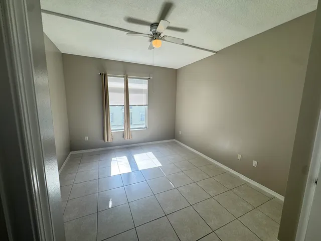 $1,875 | 1203 Town Center Drive, Unit 306, Jupiter, FL 33458