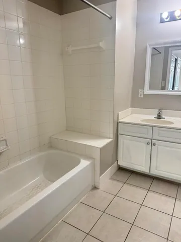 $1,875 | 1203 Town Center Drive, Unit 306, Jupiter, FL 33458