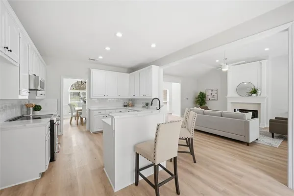 $420,000 | 2105 West Crawford Street, Denison, TX 75020