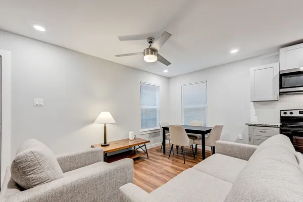 $1,500 | 1017 North Lane, Unit A, Houston, TX 77088