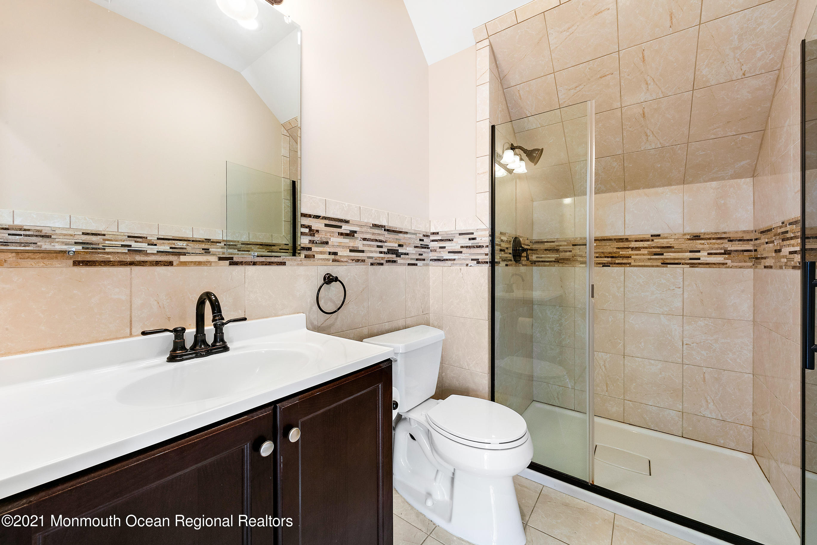 1114 Shore Drive Brielle, NJ 08730 - Photo 93 of 112 3rd Floor Bathroom