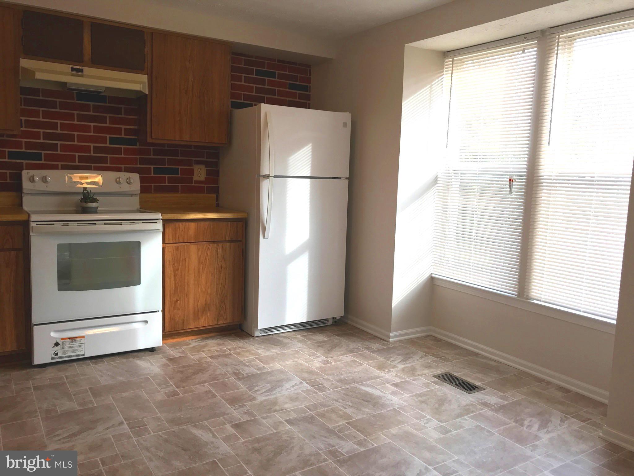 15821 Haynes Road Laurel, MD 20707 - Photo 5 of 16 Kitchen