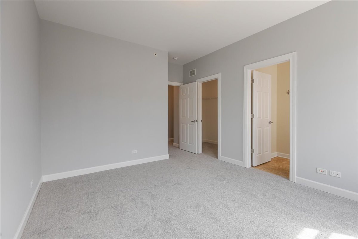 1669 Church Street Evanston, IL 60201 - Photo 17 of 31 a view of an empty room