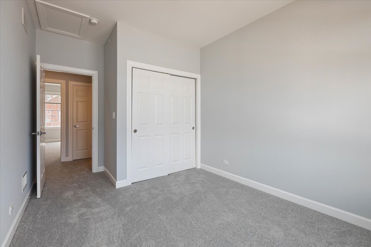 1669 Church Street Evanston, IL 60201 - Photo 20 of 31 a view of an empty room