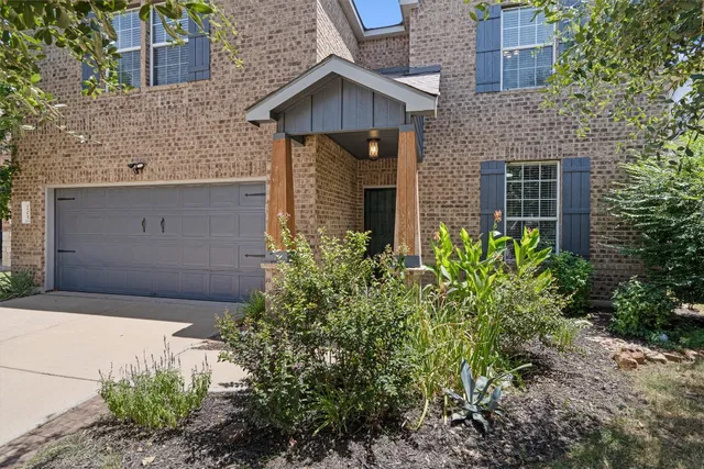 $424,400 | 205 Talon Grasp Trail, Leander, TX 78641