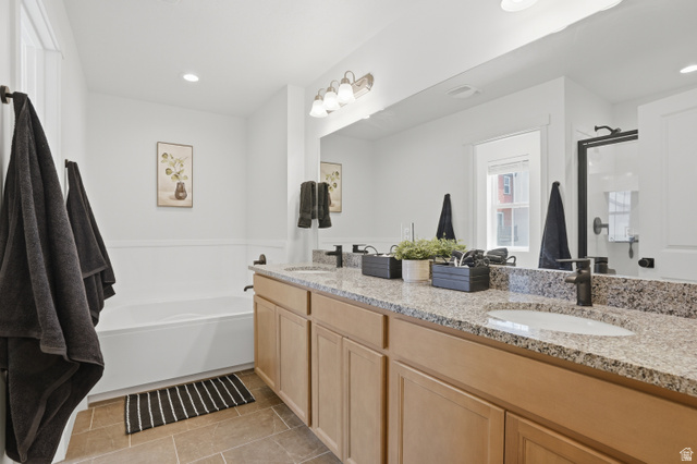 11728 South Rini Road South Jordan, UT 84009 - Photo 12 of 34 Primary ensuite bathroom