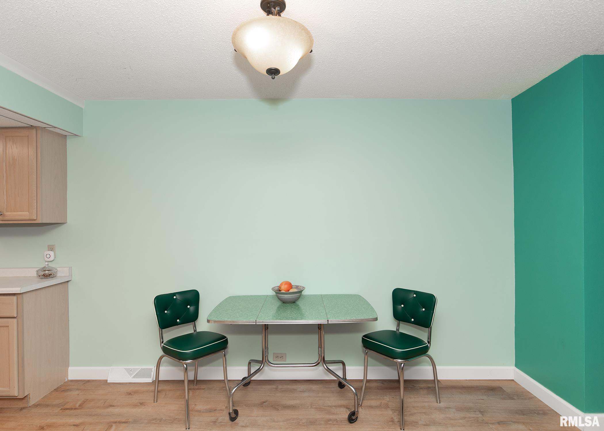 1104 Kimberly Road, Unit 703 Bettendorf, IA 52722 - Photo 13 of 27 Gallery Image 13