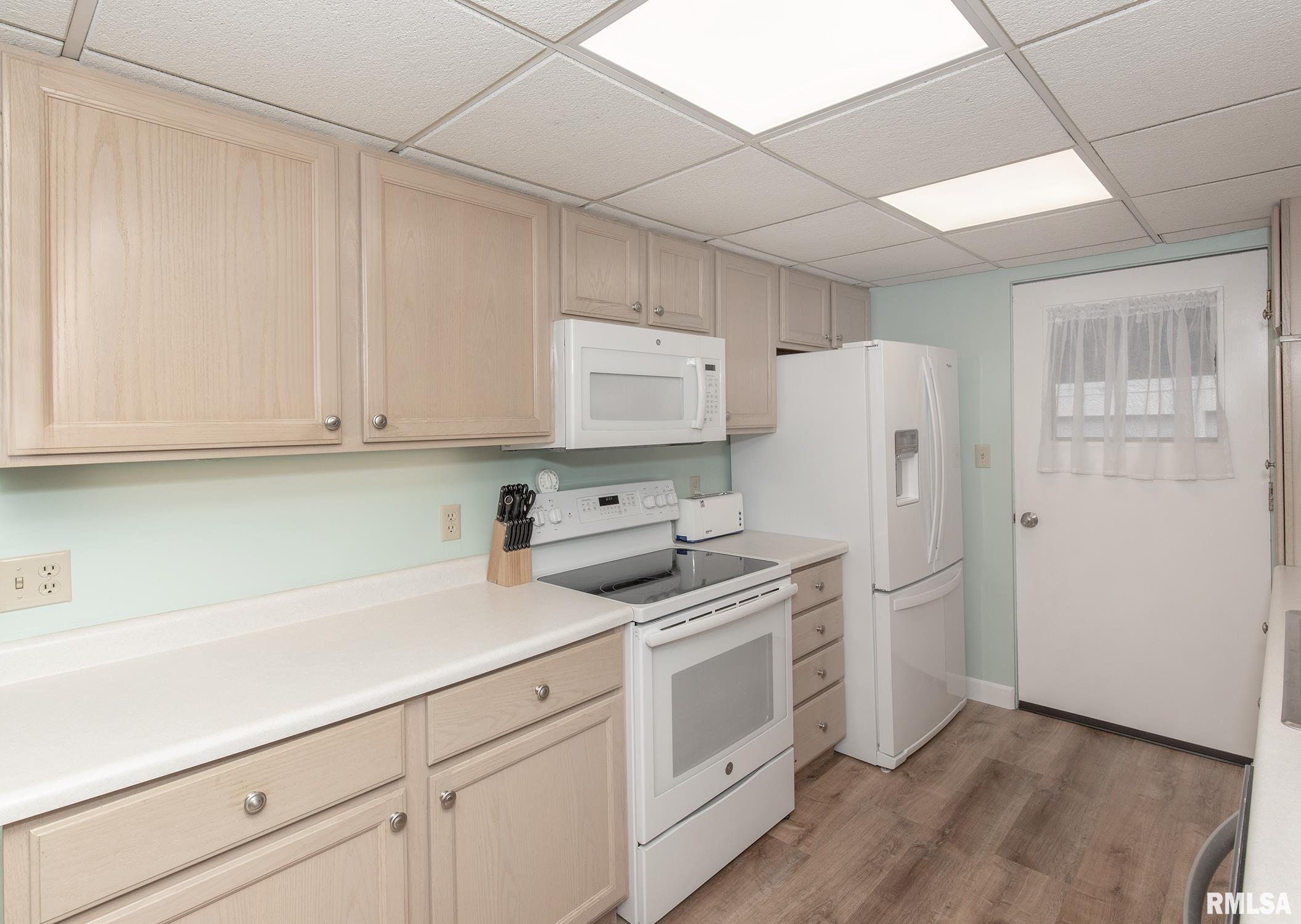 1104 Kimberly Road, Unit 703 Bettendorf, IA 52722 - Photo 9 of 27 Gallery Image 9