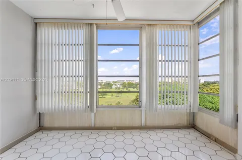 $125,000 | 2661 South Course Drive, Unit 805, Pompano Beach, FL 33069