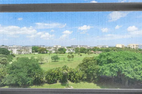 $125,000 | 2661 South Course Drive, Unit 805, Pompano Beach, FL 33069
