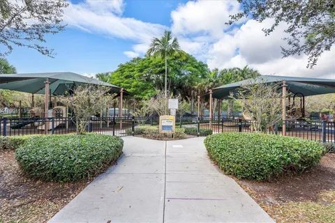 $125,000 | 2661 South Course Drive, Unit 805, Pompano Beach, FL 33069