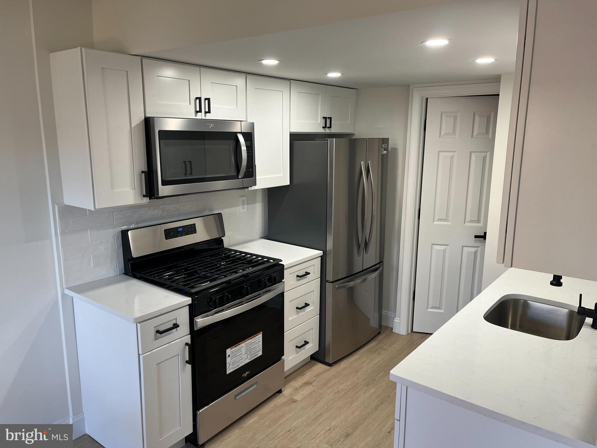 3333 Comly Road, Unit 21 Philadelphia, PA 19154 - Photo 3 of 22