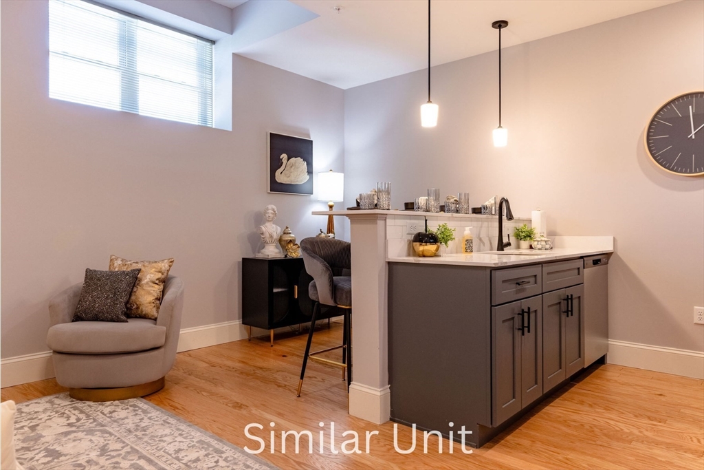 302 Canal Street, Unit 707 Lawrence, MA 01840 - Photo 9 of 12