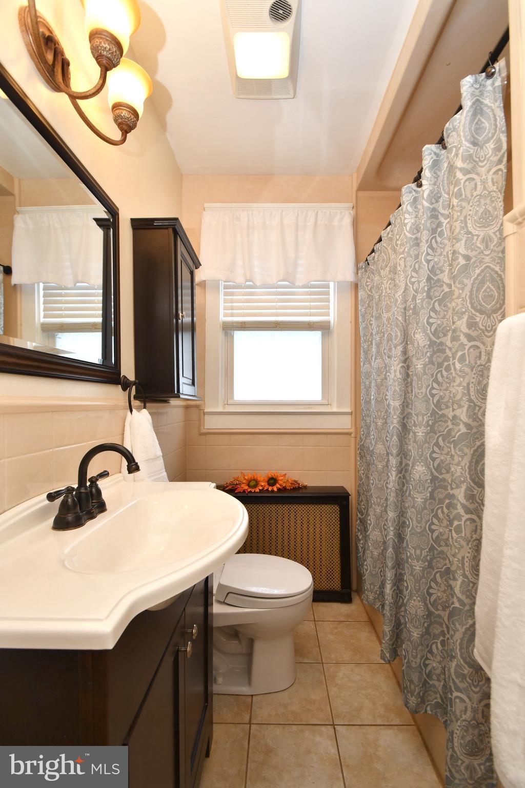 3105 Acton Road Baltimore, MD 21234 - Photo 24 of 44 Mail Level Full Bath