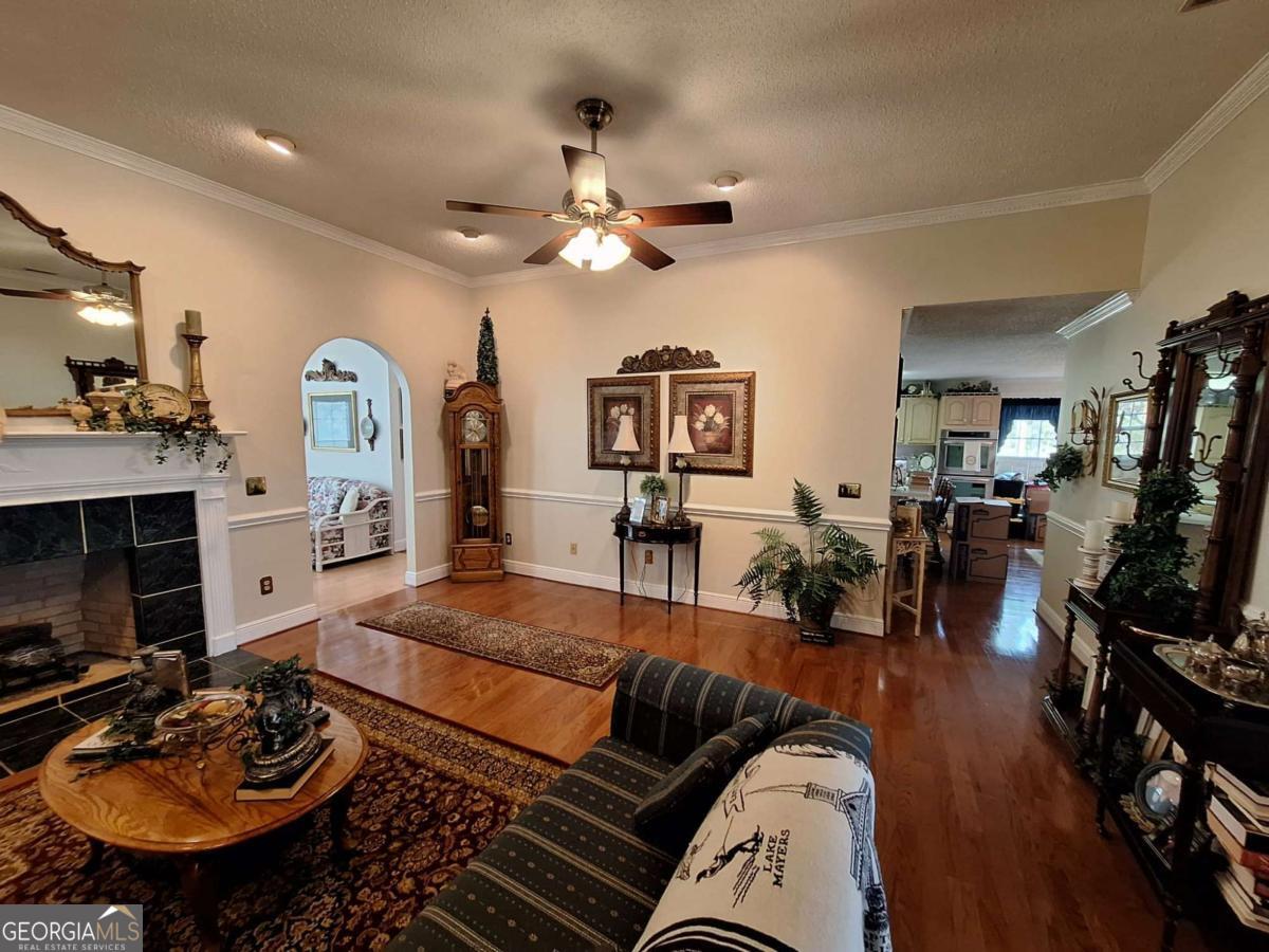 250 Weatherly Drive Baxley, GA 31513 - Photo 3 of 33