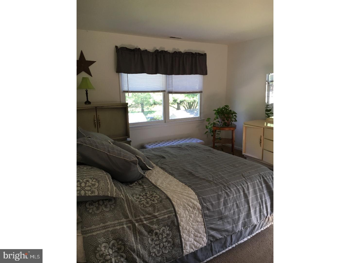 25 Chelsea Road Mount Holly, NJ 08060 - Photo 12 of 22 Bedroom 2