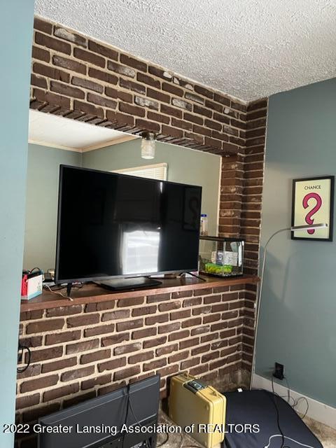 624 Reed Street Nashville, MI 49073 - Photo 9 of 20 IMG_3341