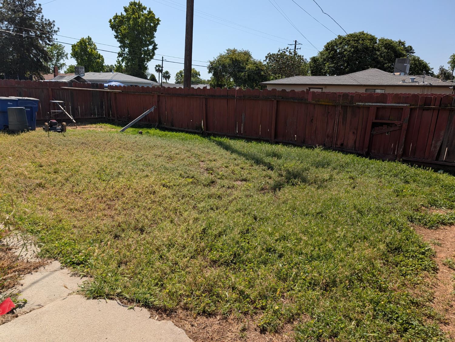 4591 North Angus Street Fresno, CA 93726 - Photo 14 of 16