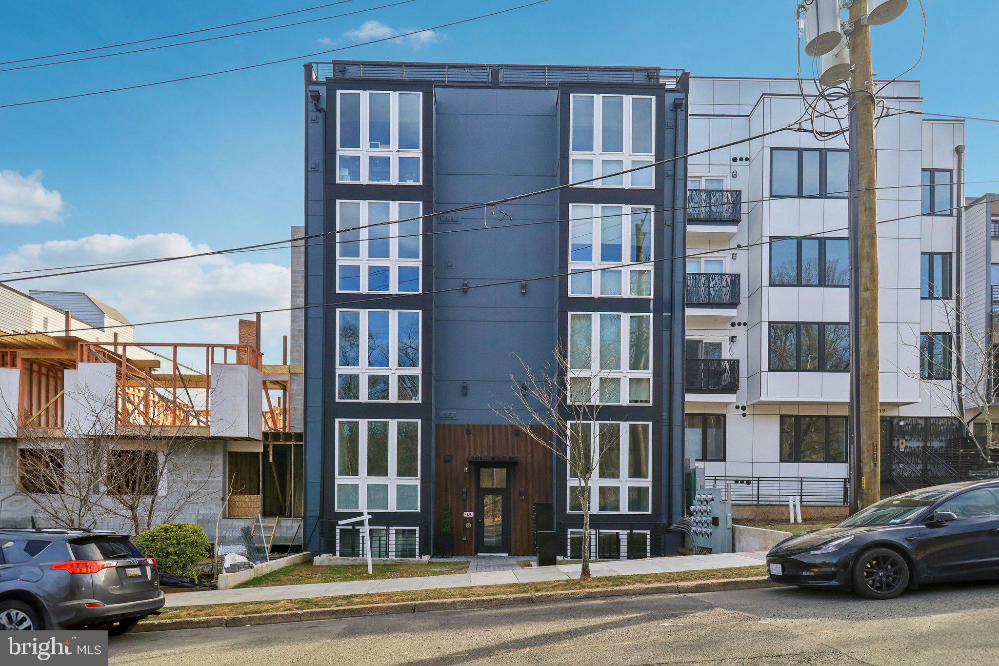 2213 M Street Northeast, Unit 4 Washington, DC 20002 - Photo 3 of 39 a building view