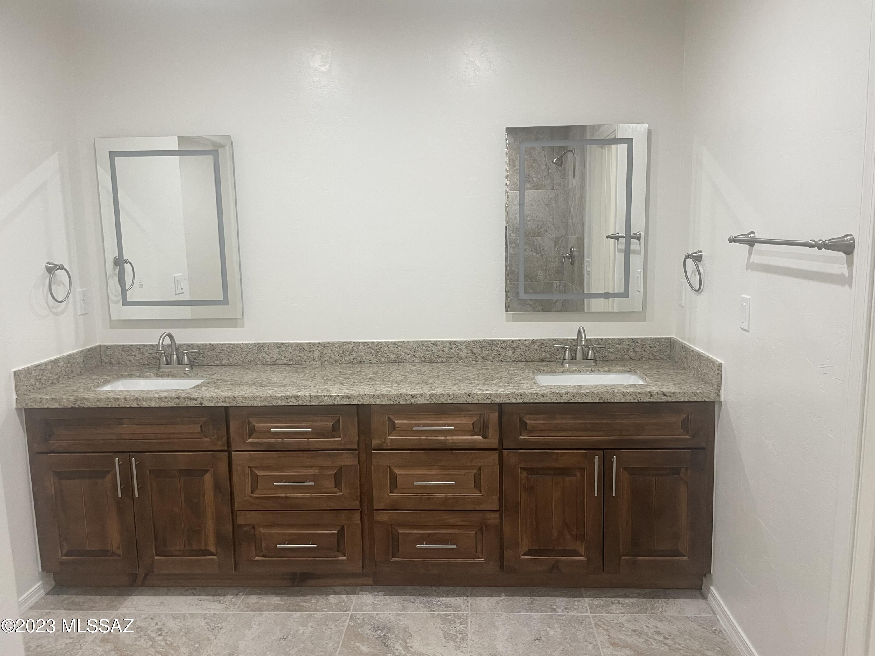 944 Circulo Tumbleweed Rio Rico, AZ 85648 - Photo 11 of 13