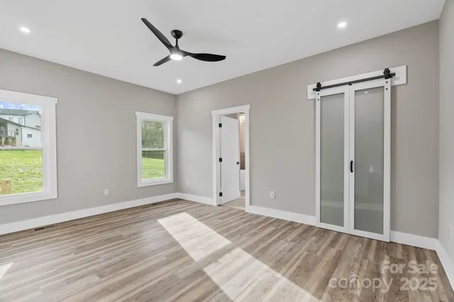 $724,900 | 78 Scott Mdws Drive, Asheville, NC 28806