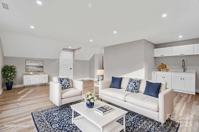 $724,900 | 78 Scott Mdws Drive, Asheville, NC 28806