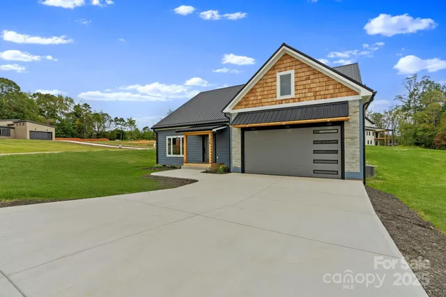 $724,900 | 78 Scott Mdws Drive, Asheville, NC 28806