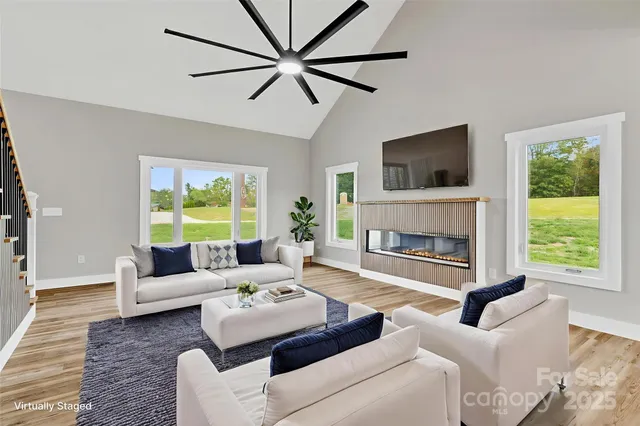 $724,900 | 78 Scott Mdws Drive, Asheville, NC 28806