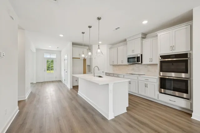 $599,965 | 1088 Large Poppy Drive, La Vergne, TN 37086