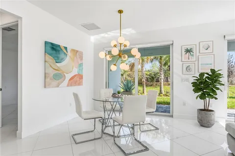 $649,000 | 1161 Haven Circle, Vero Beach, FL 32960